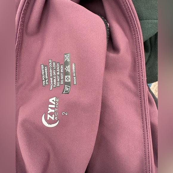 ZYIA leggings - Picture 2 of 6